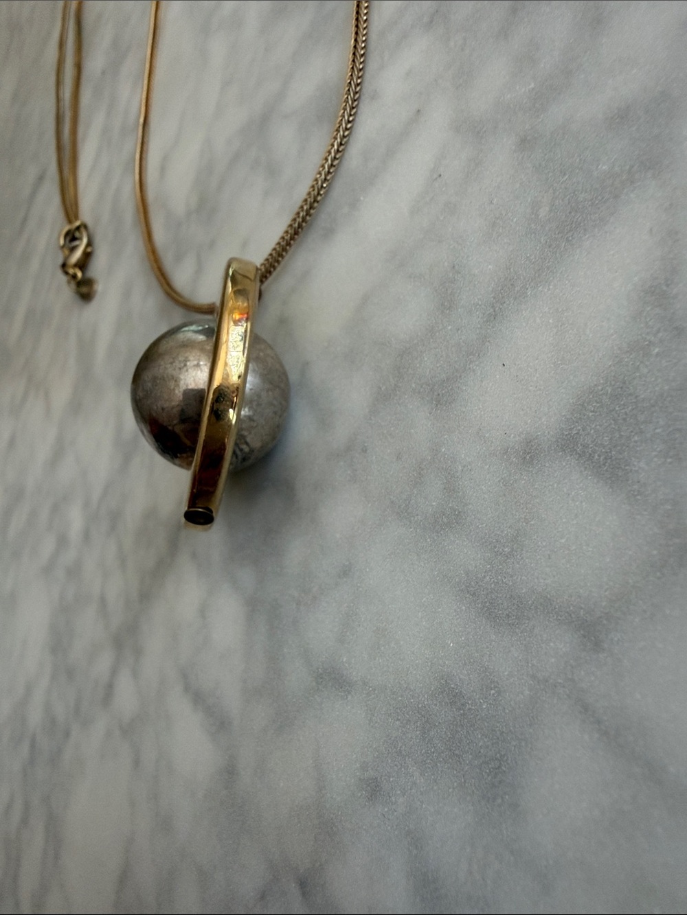 Express Space design Gold-Silver-Tone Women’s Pendant Necklace Planet Circle - Picture 3 of 12